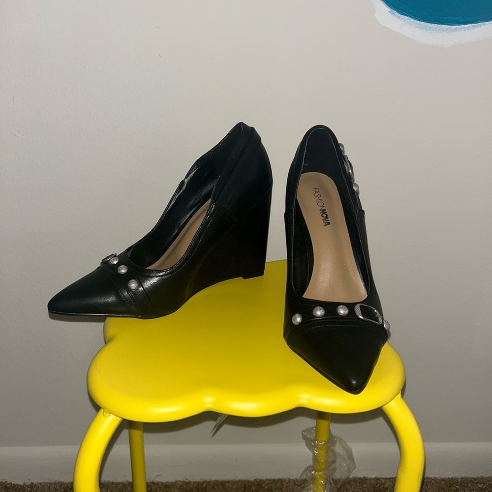 Fashion nova Black Wedges with buckle & stud details